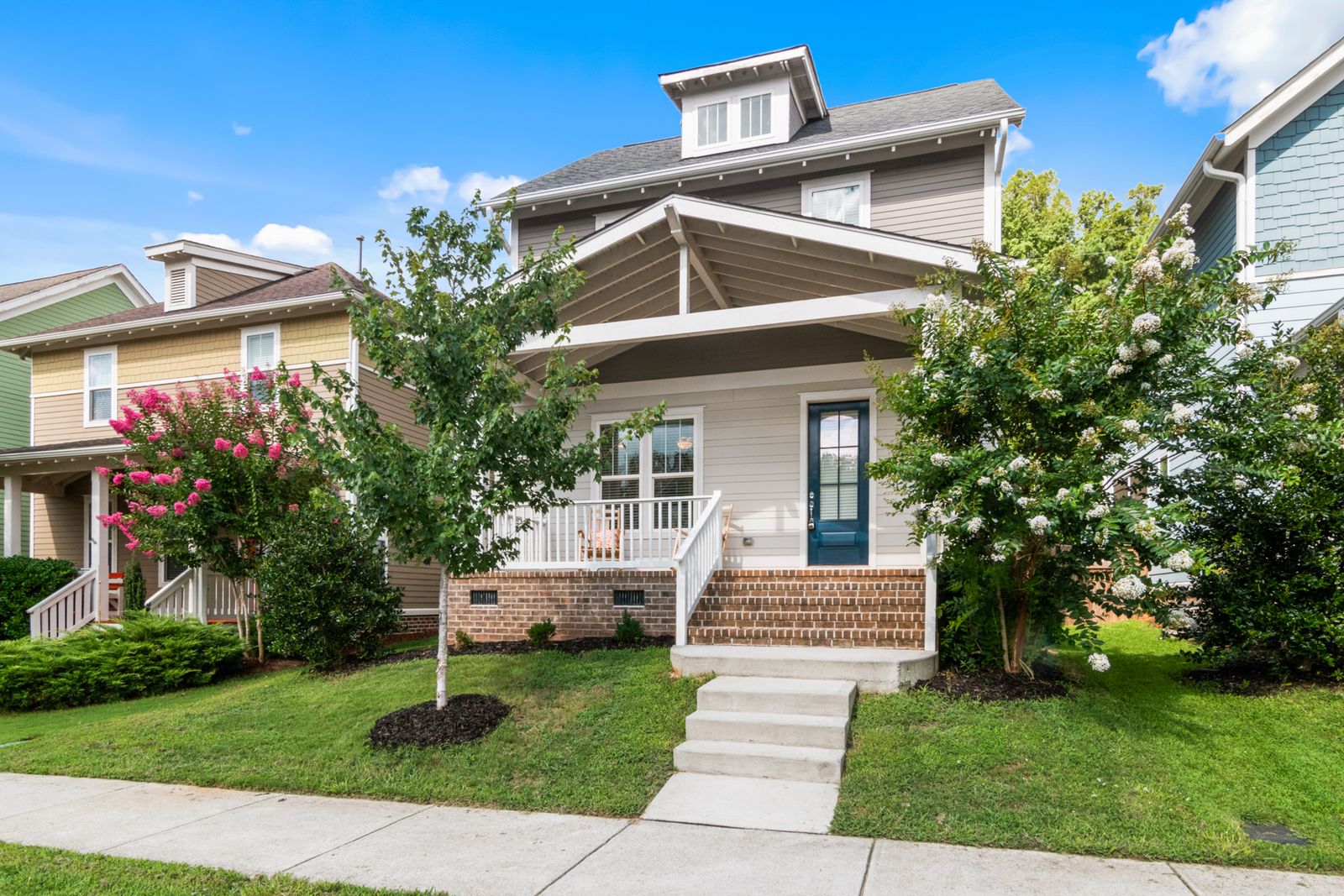 Moving Into a New Home: A Yard and Landscaping Checklist